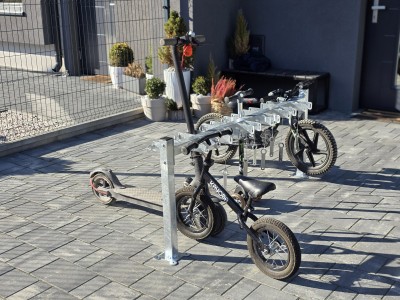 Stojak na Hulajnogi  elektryczne LISBONA 13 stanowisk dwustronny