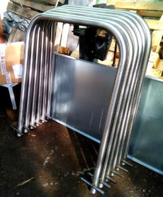 Stojak Uran Nierdzewny dowkopania TypU 115x100x115